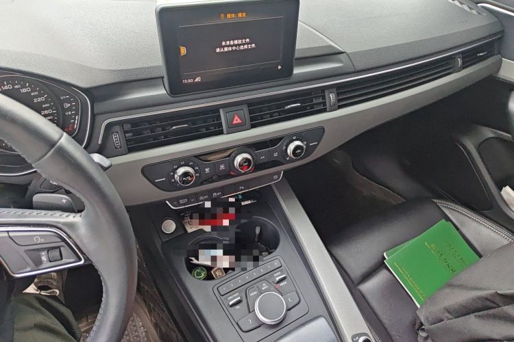 Used Audi A4L 2019 40 TFSI Ambition China VI Audio And AC Panel