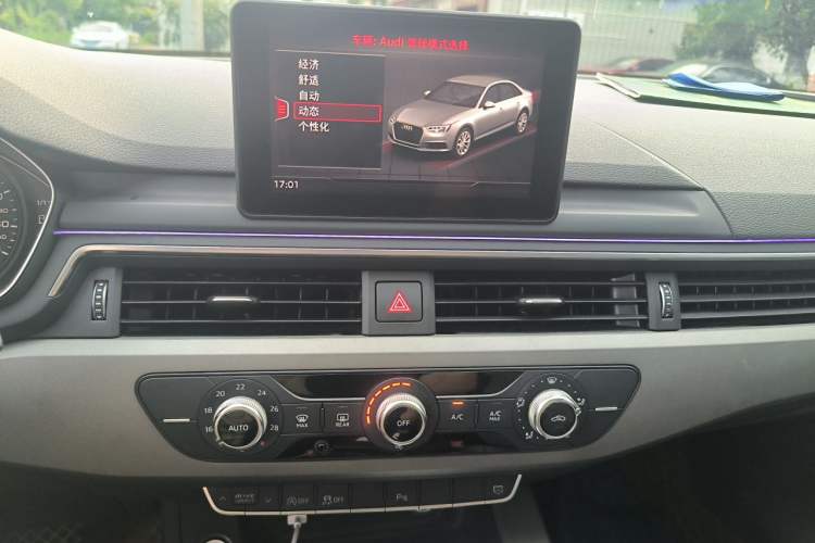Used Audi A4L 2019 40 TFSI Ambition Version China V Audio And AC Panel