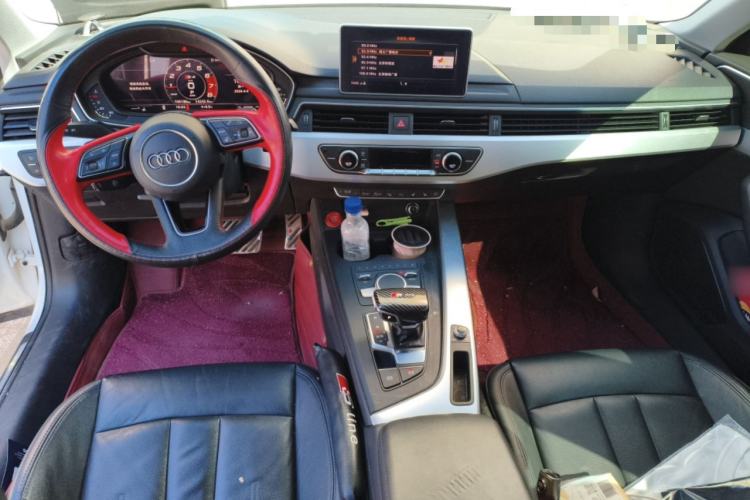 Used Audi A4L 2019 40 TFSI Fashion Edition China VI Emission Standard Center Console