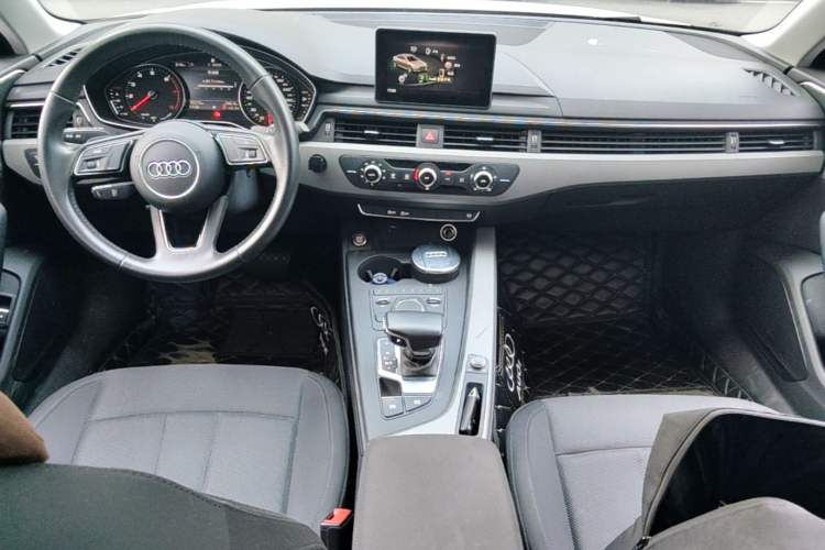 Used Audi A4L 2019 35 TFSI Ambition China V Center Console