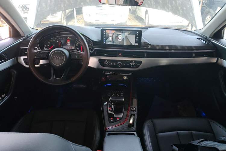 Used Audi A4L 2019 40 TFSI Ambition Version China V Center Console