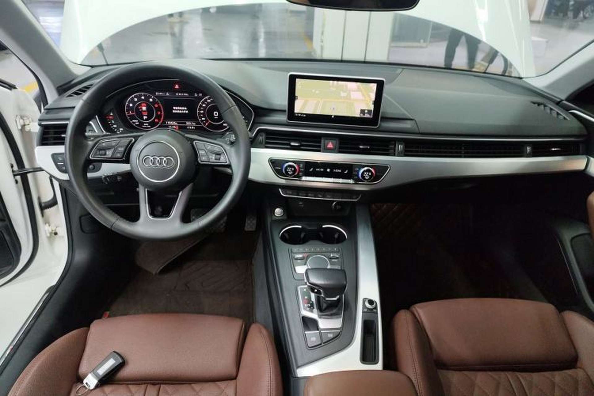 Used Audi A4L 2019 40 TFSI Fashion Version China V Center Console