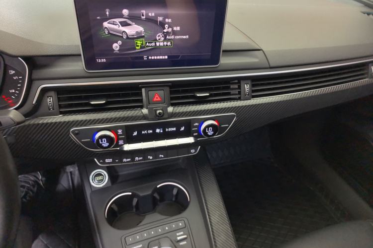 Used Audi A4L 2019 40 TFSI Fashion Version China V Center Console