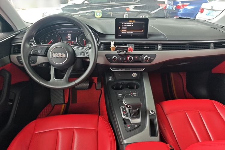 Used Audi A4L 2019 40 TFSI Ambition Version China V Center Console