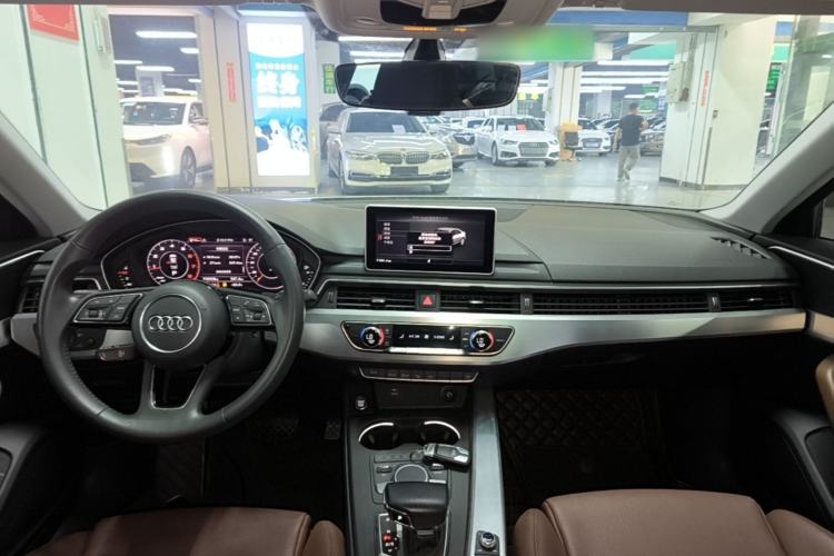 Used Audi A4L 2019 40 TFSI Fashion Version China V Center Console