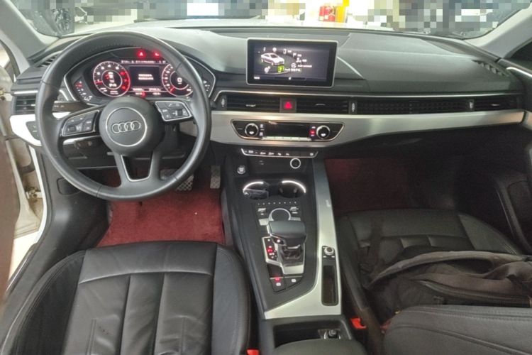 Used Audi A4L 2019 40 TFSI Fashion Edition China VI Emission Standard Center Console