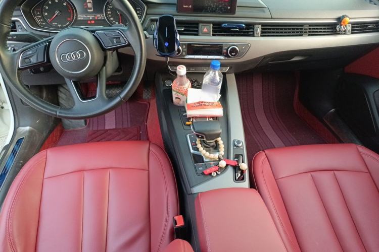 Used Audi A4L 2019 40 TFSI Ambition Version China V Center Console
