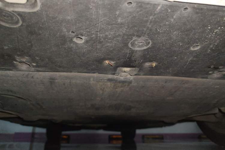 Used Audi A4L 2019 40 TFSI Ambition China VI Chassis Front