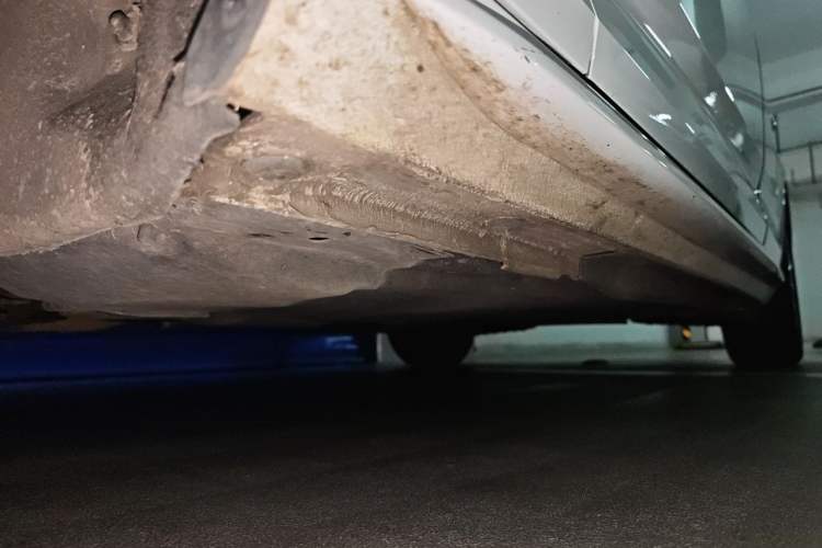 Used Audi A4L 2019 40 TFSI Ambition China VI Chassis Front Left