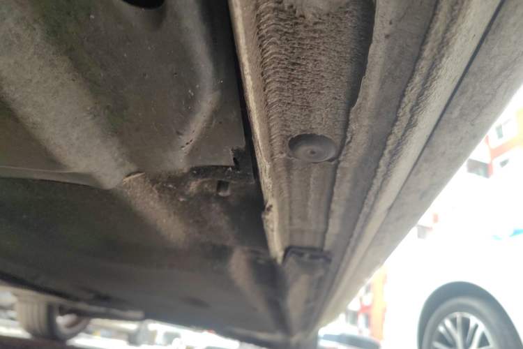 Used Audi A4L 2019 40 TFSI Fashion Edition China VI Emission Standard Chassis Front Left