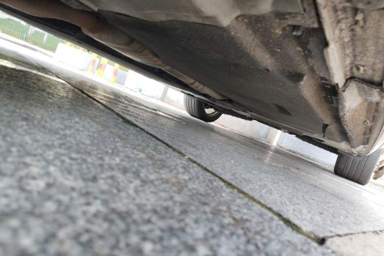 Used Audi A4L 2019 40 TFSI Fashion Edition China VI Emission Standard Chassis Front Left