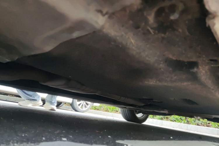 Used Audi A4L 2019 40 TFSI Fashion Edition China VI Emission Standard Chassis Front Left