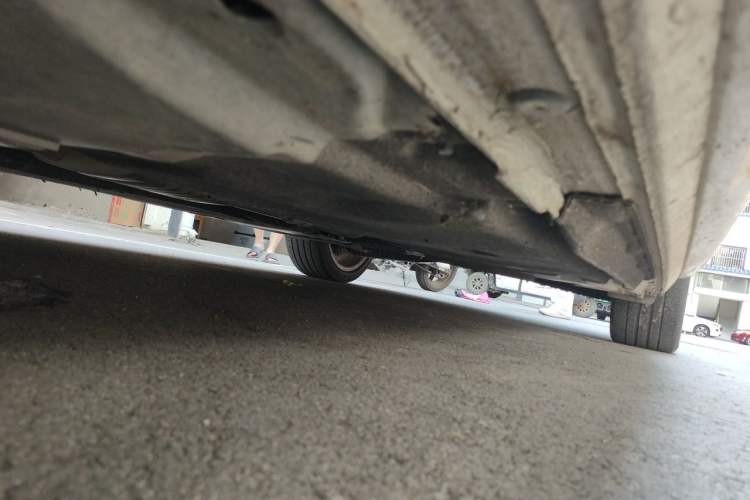Used Audi A4L 2019 40 TFSI Fashion Edition China VI Emission Standard Chassis Front Left