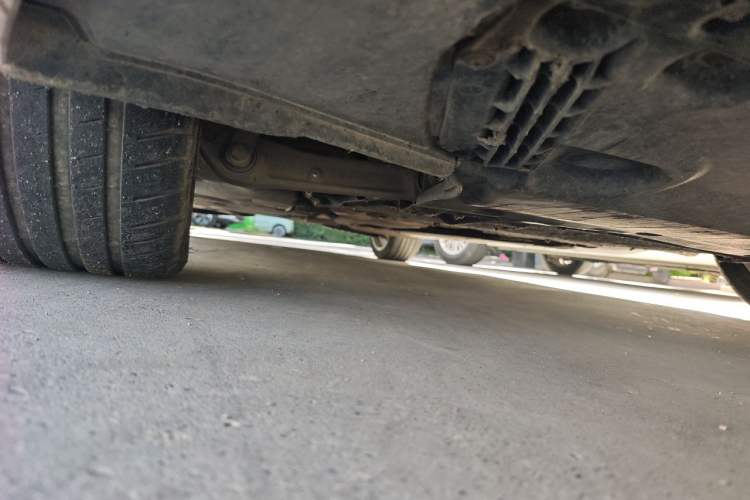 Used Audi A4L 2019 40 TFSI Fashion Edition China VI Emission Standard Chassis Front Right