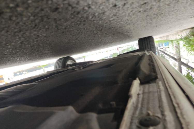 Used Audi A4L 2019 40 TFSI Ambition China VI Chassis Front Right