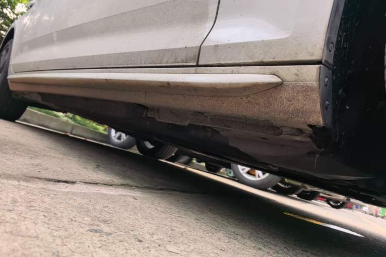 Used Audi A4L 2019 40 TFSI Ambition China VI Chassis Front Right