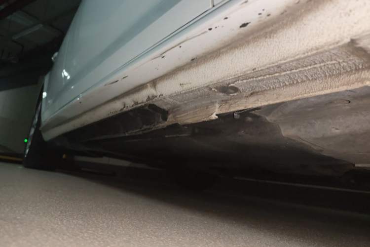 Used Audi A4L 2019 40 TFSI Fashion Edition China VI Emission Standard Chassis Front Right