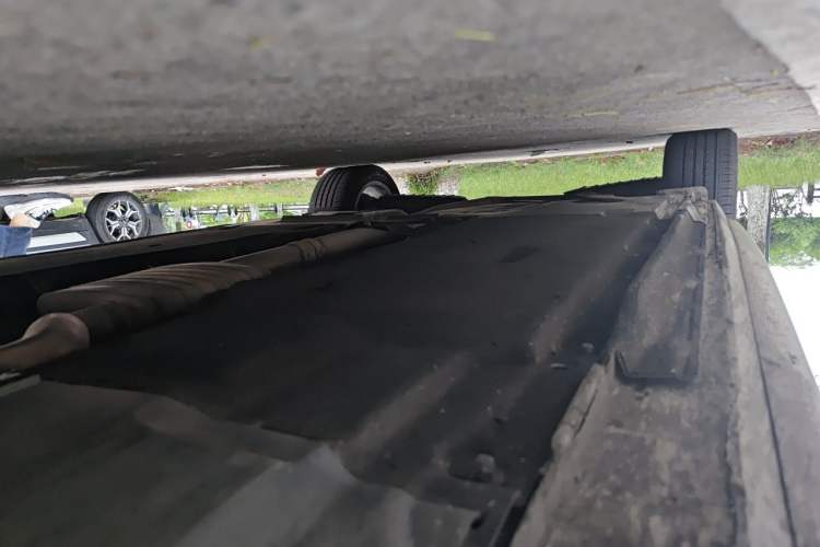 Used Audi A4L 2019 40 TFSI Ambition China VI Chassis Front Right