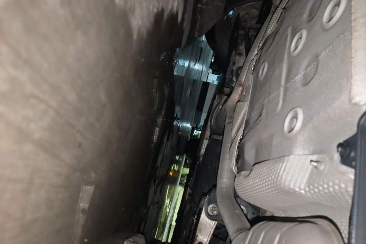 Used Audi A4L 2019 40 TFSI Ambition China VI Chassis Front