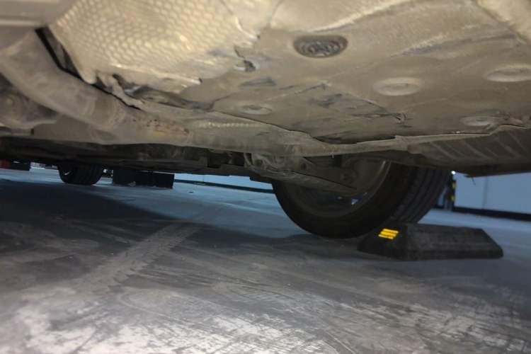Used Audi A4L 2019 40 TFSI Fashion Edition China VI Emission Standard Chassis Rear