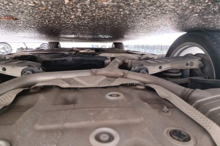 Used Audi A4L 2019 40 TFSI Fashion Edition China VI Emission Standard Chassis Rear