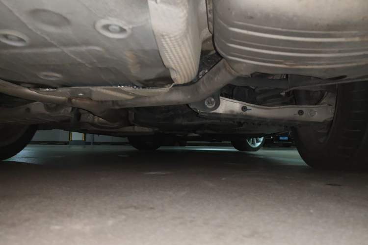 Used Audi A4L 2019 40 TFSI Fashion Edition China VI Emission Standard Chassis Rear