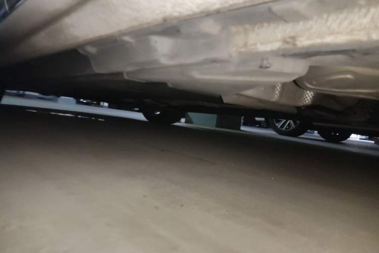 Used Audi A4L 2019 40 TFSI Fashion Edition China VI Emission Standard Chassis Rear Left
