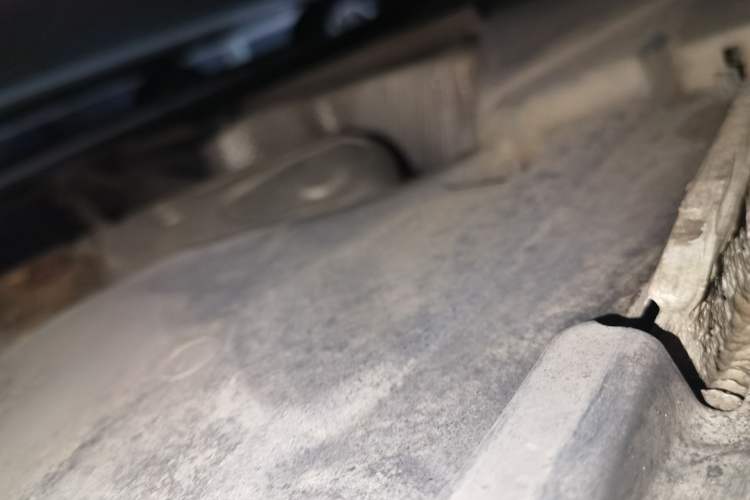 Used Audi A4L 2019 40 TFSI Fashion Edition China VI Emission Standard Chassis Rear Left