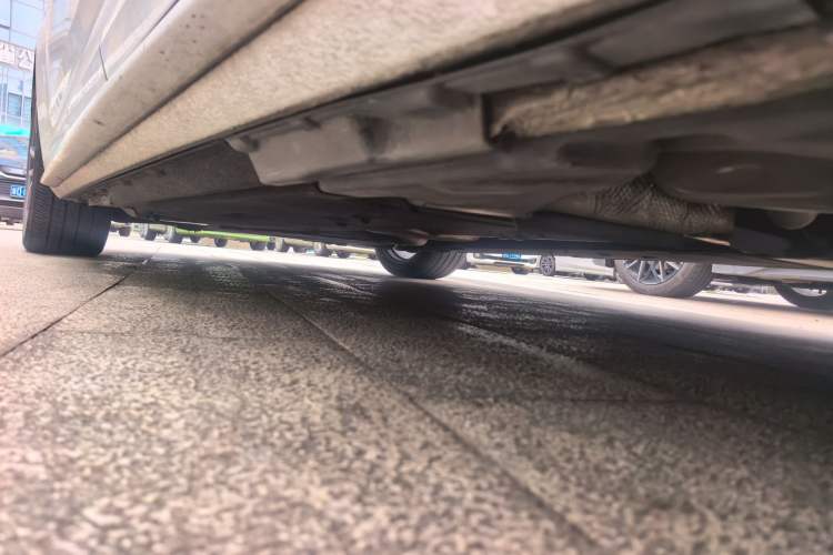Used Audi A4L 2019 40 TFSI Fashion Edition China VI Emission Standard Chassis Rear Left
