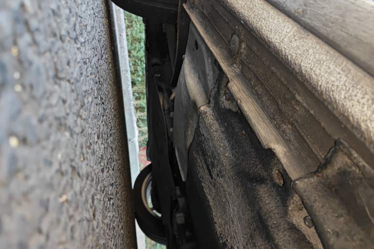 Used Audi A4L 2019 40 TFSI Fashion Edition China VI Emission Standard Chassis Rear Left