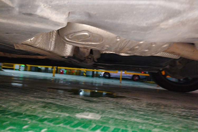 Used Audi A4L 2019 40 TFSI Fashion Edition China VI Emission Standard Chassis Rear Left