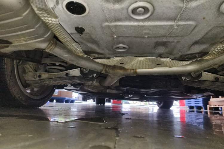 Used Audi A4L 2019 40 TFSI Fashion Edition China VI Emission Standard Chassis Rear