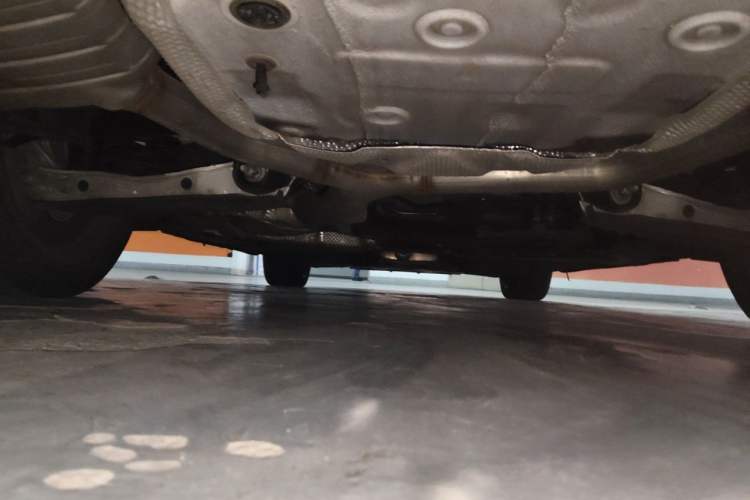 Used Audi A4L 2019 40 TFSI Fashion Edition China VI Emission Standard Chassis Rear