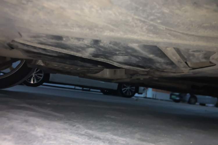 Used Audi A4L 2019 40 TFSI Fashion Edition China VI Emission Standard Chassis Rear Right