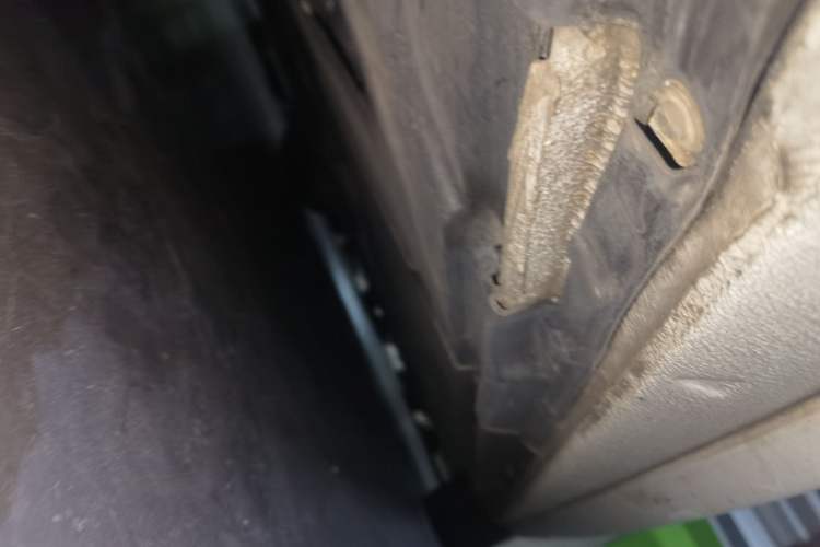 Used Audi A4L 2019 40 TFSI Fashion Edition China VI Emission Standard Chassis Rear Right