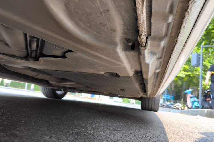 Used Audi A4L 2019 40 TFSI Fashion Edition China VI Emission Standard Chassis Rear Right