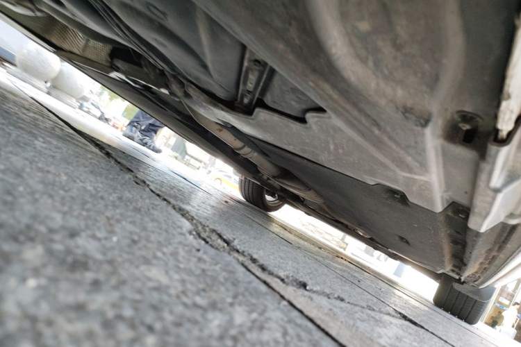 Used Audi A4L 2019 40 TFSI Fashion Edition China VI Emission Standard Chassis Rear Right