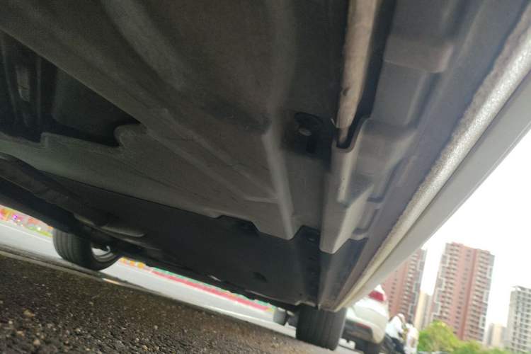 Used Audi A4L 2019 40 TFSI Fashion Edition China VI Emission Standard Chassis Rear Right