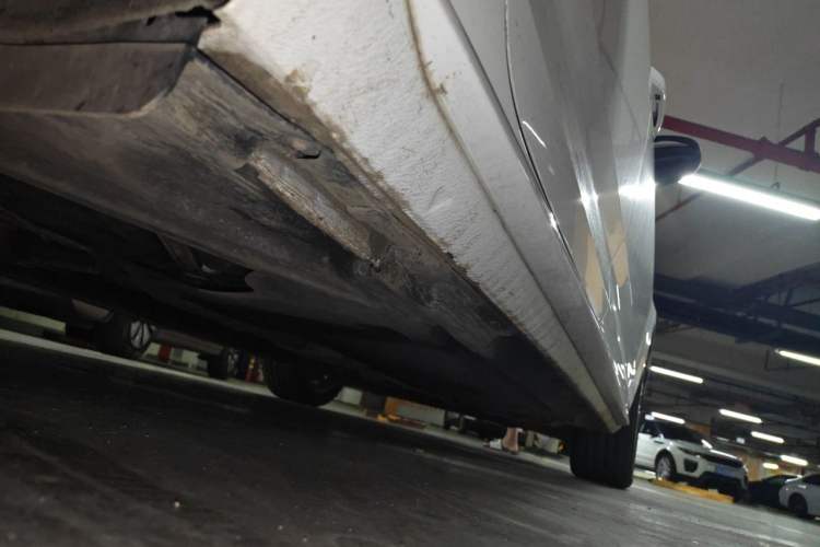 Used Audi A4L 2019 40 TFSI Ambition China VI Chassis Rear Right