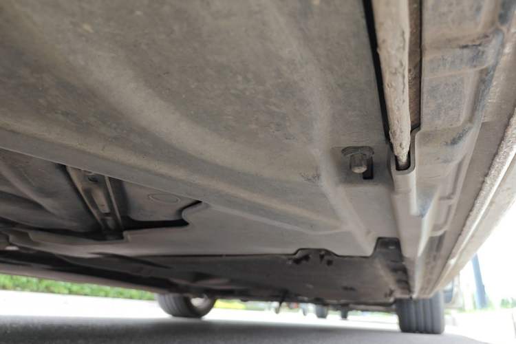 Used Audi A4L 2019 40 TFSI Fashion Edition China VI Emission Standard Chassis Rear Right