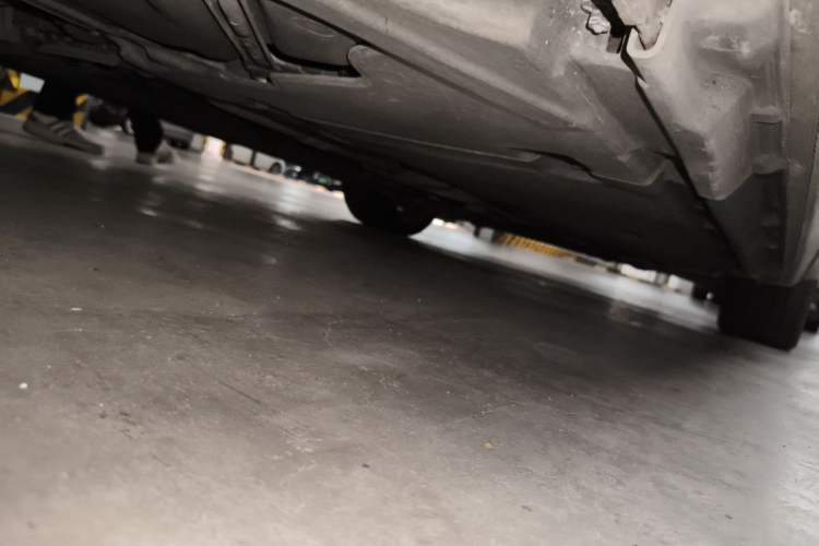 Used Audi A4L 2019 40 TFSI Fashion Edition China VI Emission Standard Chassis Rear Right