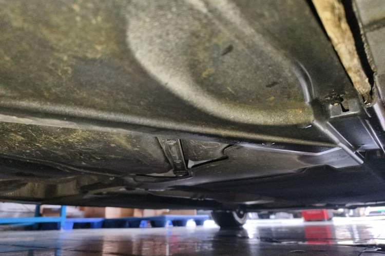 Used Audi A4L 2019 40 TFSI Fashion Edition China VI Emission Standard Chassis Rear Right