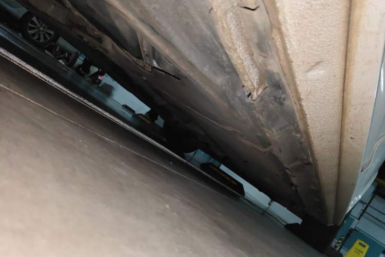 Used Audi A4L 2019 40 TFSI Fashion Edition China VI Emission Standard Chassis Rear Right