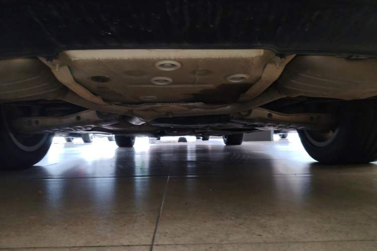 Used Audi A4L 2019 40 TFSI Ambition China VI Chassis Rear