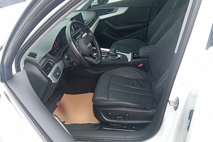 Used Audi A4L 2019 40 TFSI Fashion Version China V Driver Seat