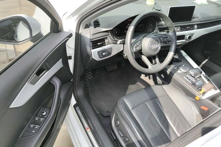 Used Audi A4L 2019 40 TFSI Fashion Version China V Driver Seat
