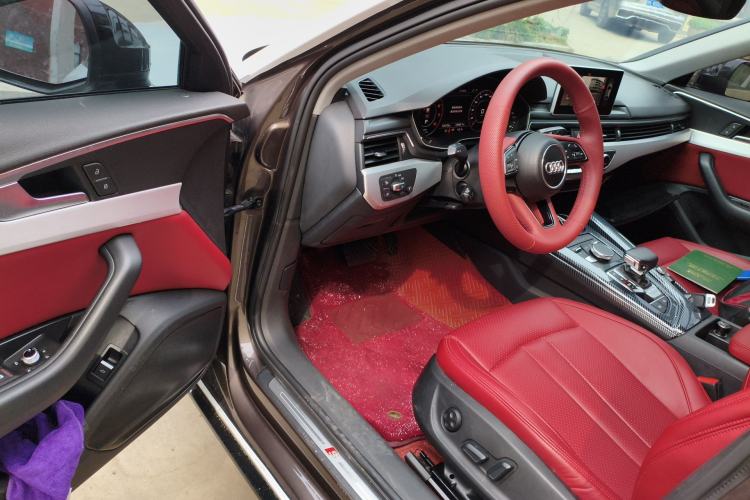 Used Audi A4L 2019 40 TFSI Fashion Version China V Driver Seat