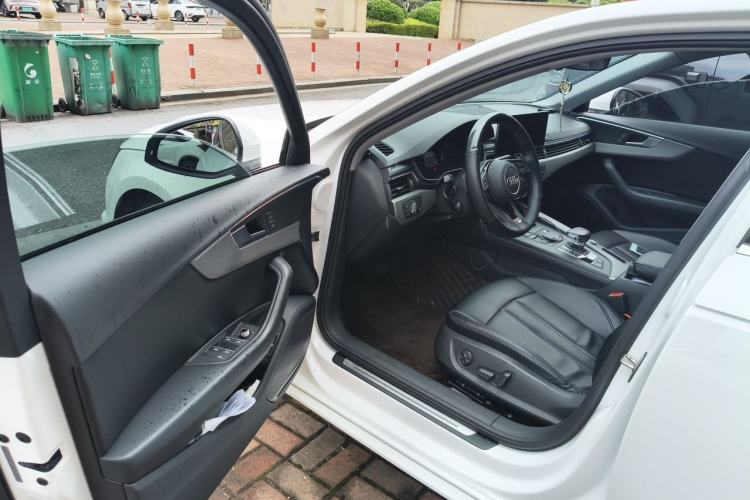 Used Audi A4L 2019 40 TFSI Ambition Version China V Driver Seat