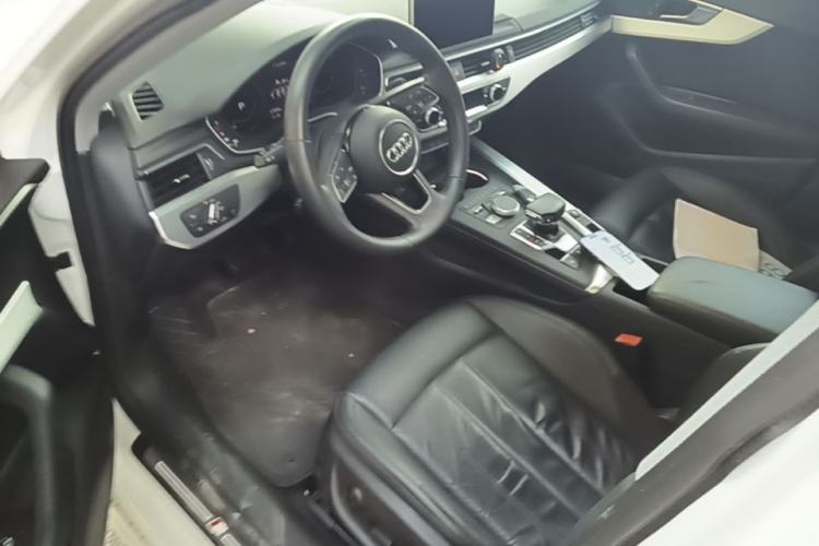 Used Audi A4L 2019 40 TFSI Fashion Version China V Driver Seat