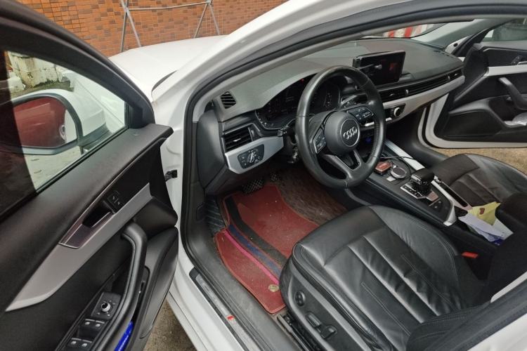 Used Audi A4L 2019 40 TFSI Fashion Version China V Driver Seat
